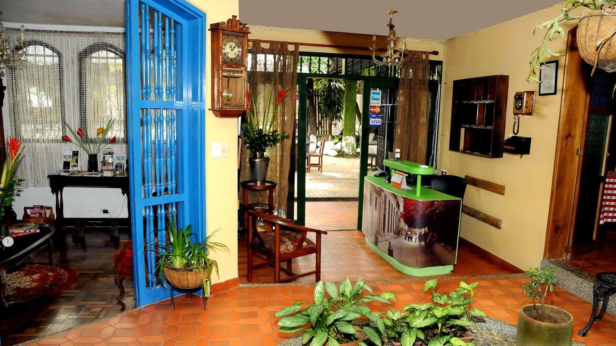 Hotel Ayenda Habana Vieja 1221 Medellín Exterior foto