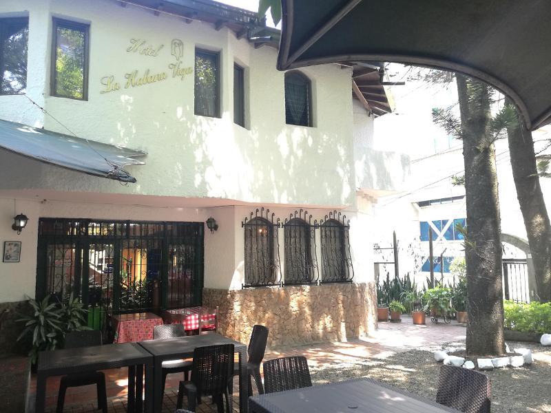 Hotel Ayenda Habana Vieja 1221 Medellín Exterior foto